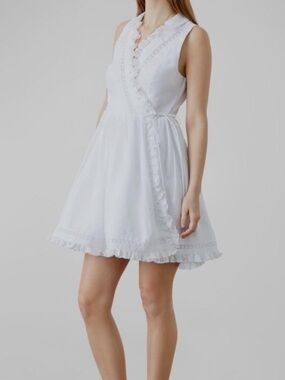 Joslin white lace ruffled wrap linen dress